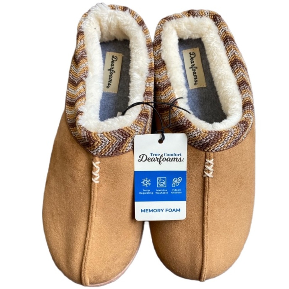 NWT Dearfoams Women’s Brown Slippers Size 7 - Picture 1 of 3